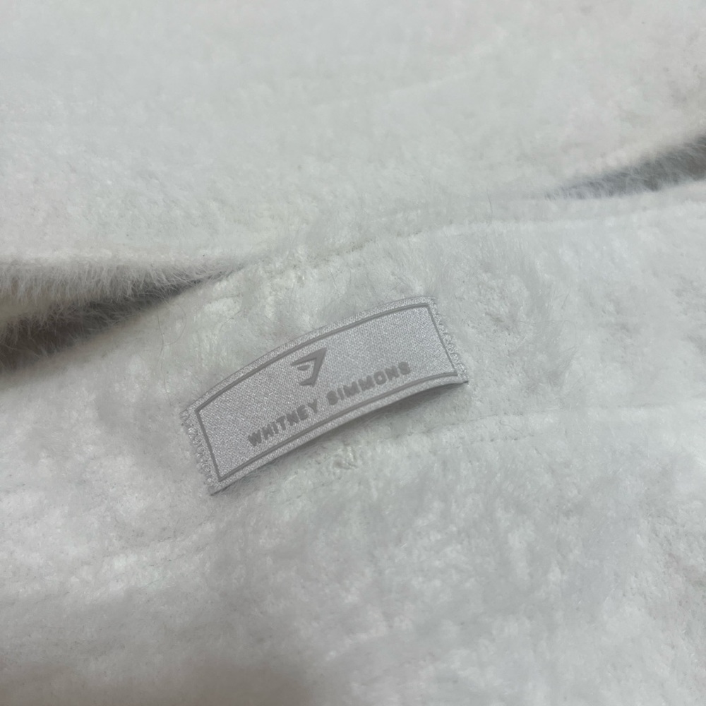 Whitney Simmons White Fleece Set